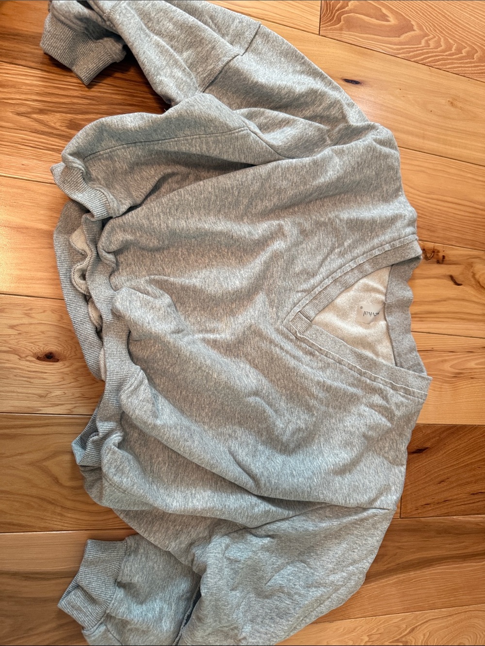Women’s V-Neck Lightweight Sweater - Gray